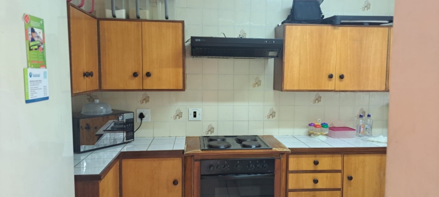 2 Bedroom Property for Sale in Bellville Central Western Cape